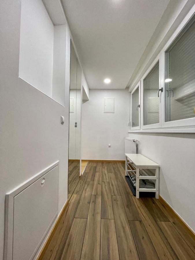Apartment Like President *